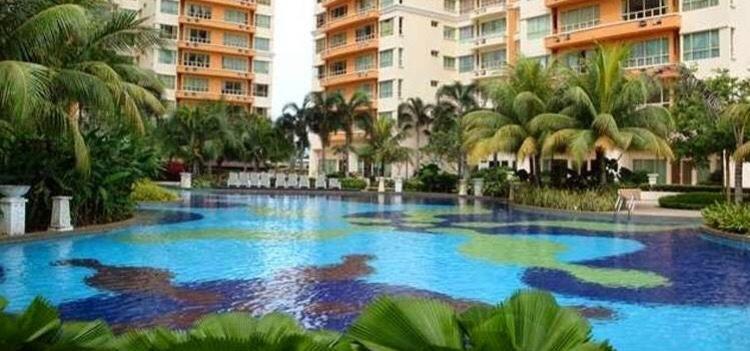 Qaiser Executive Stay East Lake Residence Kampong Bohol Bagian luar foto